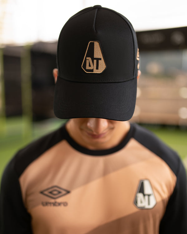 Gorra Umbro Color Negro 2026