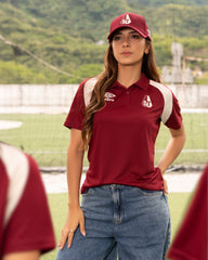 Polo Deportes Tolima de Presentación Vinotinto Dama Umbro 2026
