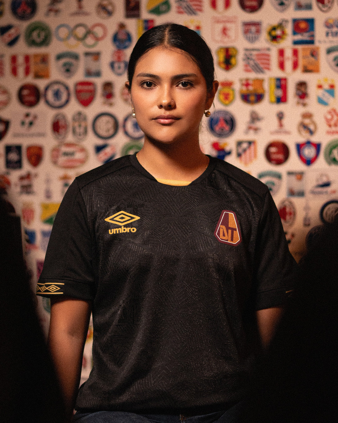 Camiseta Deportes Tolima #3 Negra Dama Umbro 2026
