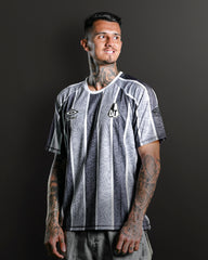 Camiseta Deportes Tolima de Entrenamiento Gris Umbro 2025